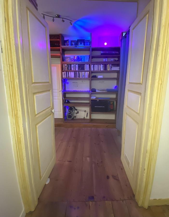 Floydroom'S Pau Chambre Hotes Standing Dans Appartement Partage Proche Chateau Экстерьер фото